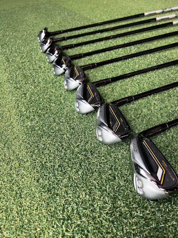 TaylorMade Stealth HD Iron Lazdų Komplektas
